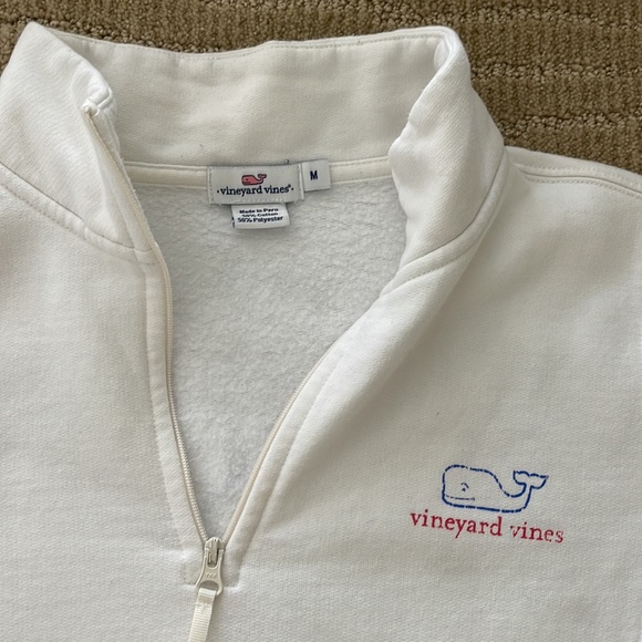 VineYard Vines ZipUp - Picture 2 of 3
